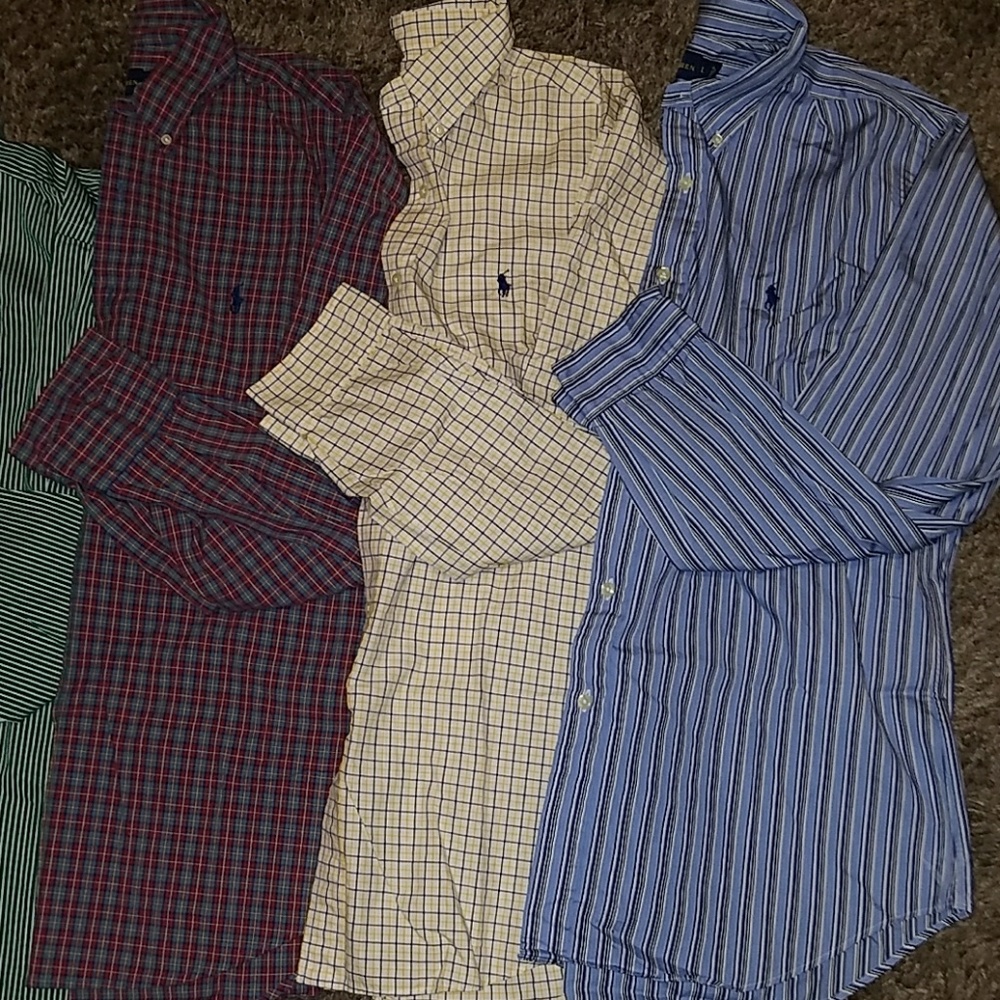 Men Ralph Lauren long sleeve bottom up.